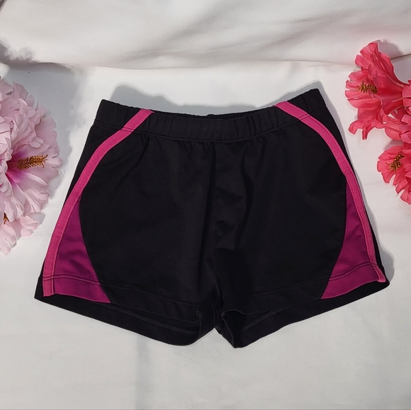 Freestyle by Danskin Girls Black Active Shorts Size 6/6X- Small EUC - Picture 1 of 4